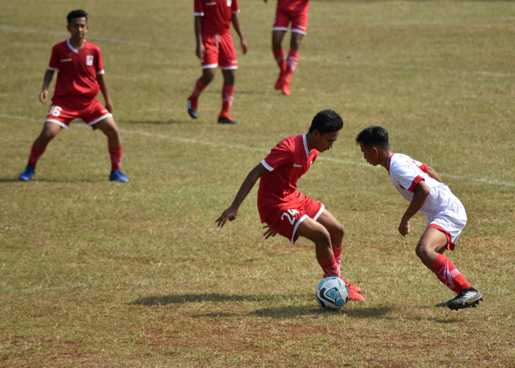 Laga Persahabatan LKG-SKF Indonesia vs SSB Intan Soccer Cipta Cendikia